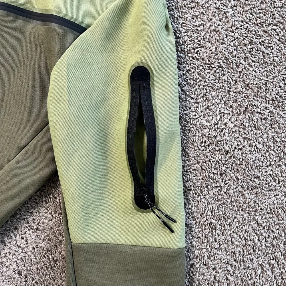 Nike Sportswear Tech Fleece Full-Zip Hoodie Men’s Size Large-Tall